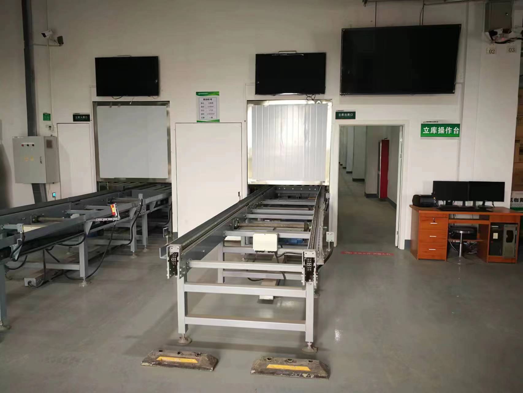 什么是托盤輸送機？它有哪些特點？